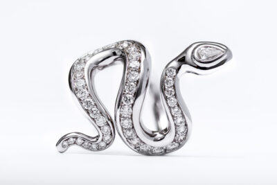 Alternative view of Anel Diamante
