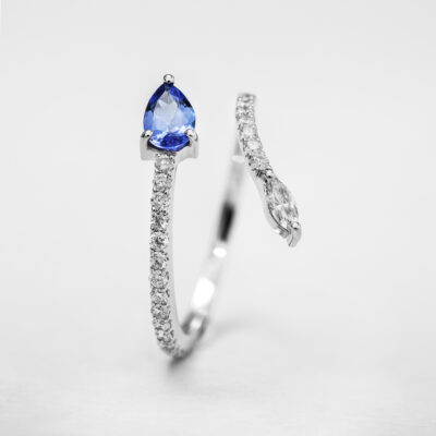 Alternative view of Anel Serpente Tanzanita