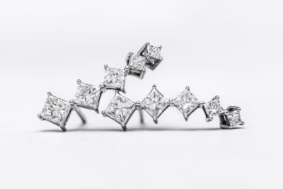 Alternative view of Earcuff Diamante