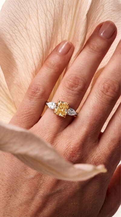 Alternative view of Anel Diamante Fancy Yellow